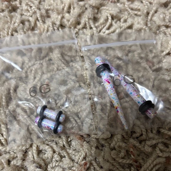 Jewelry - Colorful Splatter Ear Gauges 6G